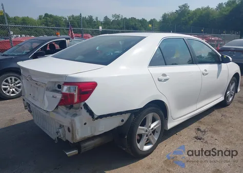 2012 Toyota Camry Se z USA, uszkodzony, nr VIN 4T1BF1FK0CU125532